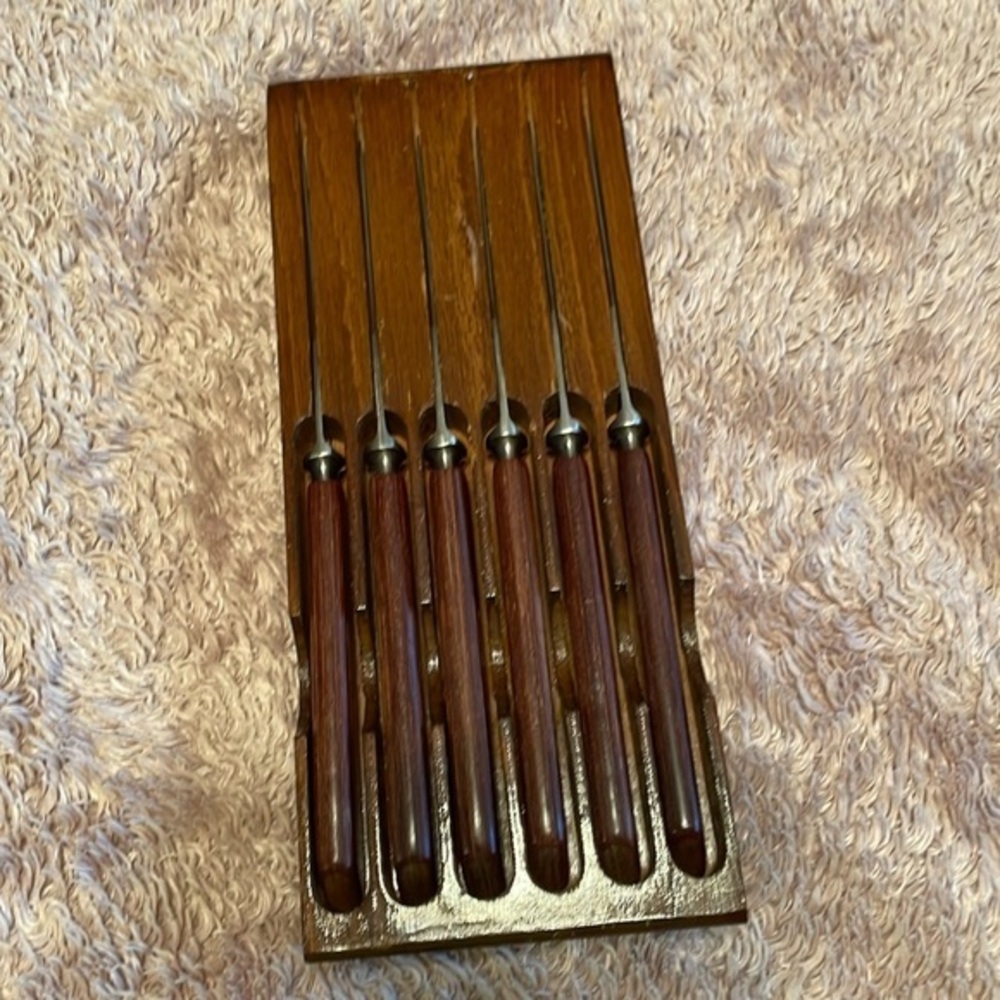 Vintage A.PETRE & CO six piece knife set in wooden case - Made in England